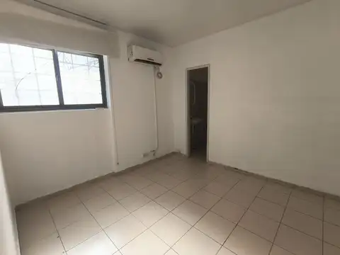 Oficina en Alquiler en Mendoza, $ 550.000
