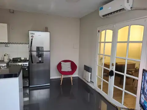 VENTA CASA 3 DORMITORIOS Y PILETA BARRIO ACOSTA