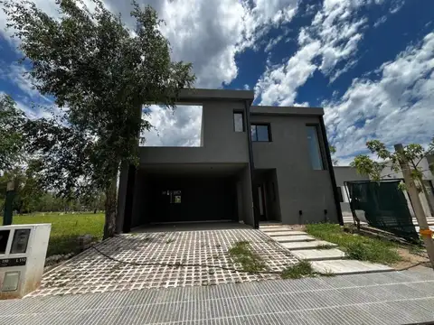 Casa en venta de 2 dormitorios en Nuevo Malagueño - Apto Credito