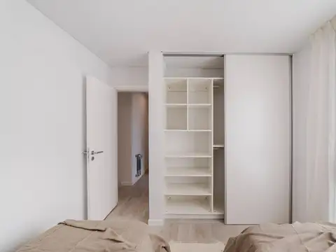 Depto Tipo Casa en Venta con 2 cocheras