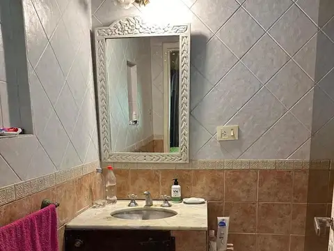 Casa en venta - 4 Dormitorios 2 Baños - 1.622Mts2 - Tigre