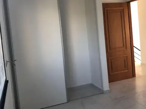 Casa en Venta en Belén de Escobar, USD 360.000