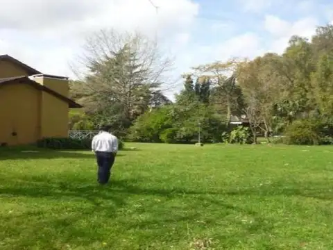 Terreno en venta - 890Mts2 - Country El Paraíso, Guernica