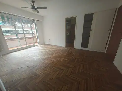 Diego Palma 100, Piso 1