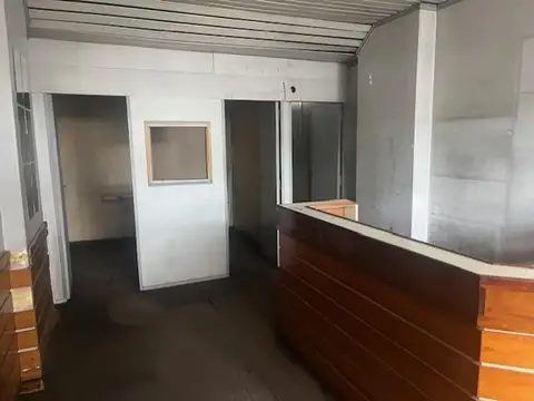Local en Venta en Vicente López Vías / Maipú, USD 145.000