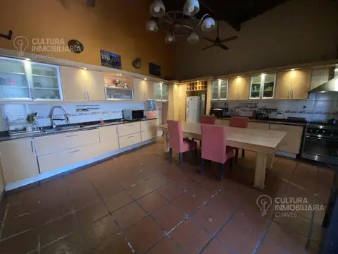Casa en Venta en Villa Santos Tesei, USD 185.000