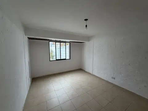 CASA EN VENTA – BARRIO FUCHS – GODOY CRUZ – APTA CRÉDITO HIPOTECARIO