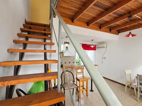 Casa 2 ambientes con 1 baño