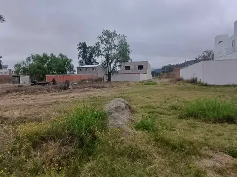 Zona Católica. Mza 2. Lote B 100