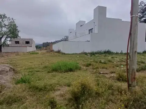 Zona Católica. Mza 2. Lote B 100
