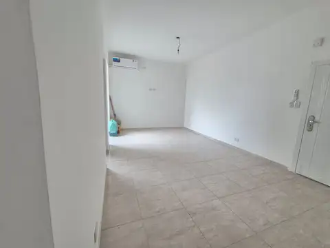 Depto Tipo Casa en Venta de 1 dormitorio