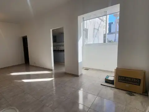 Depto Tipo Casa en Venta en Villa del Parque, USD 89.000
