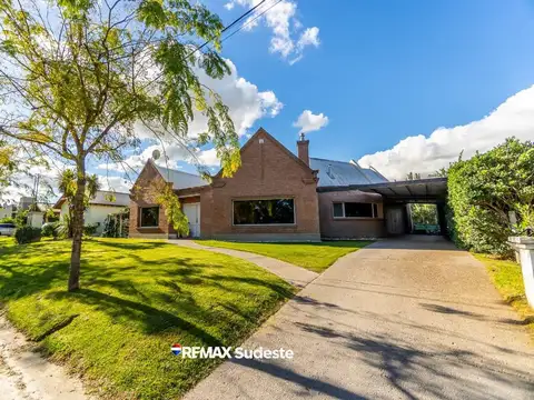 Casa en Venta en Bahia Blanca, USD 350.000