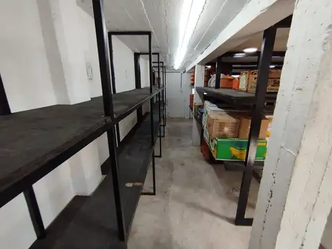 DEPÓSITO o LOCAL EN VENTA TOTALMENTE REFACCIONADO