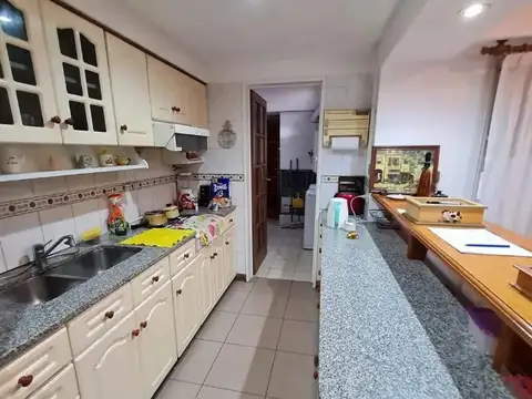 IMPERDIBLE DEPARTAMENTO EN EL CENTRO DE RAMOS MEJIA