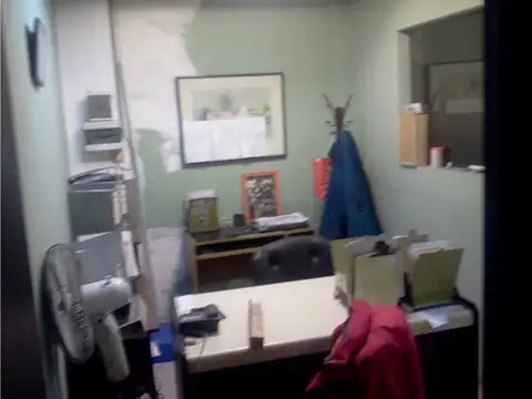 LOCAL A LA CALLE VARIOS DESTINOS