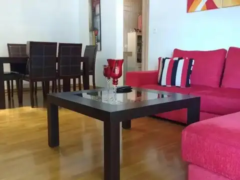 Azucena Villaflor 300, Piso 1