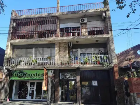 VENTA DEPARTAMENTO 2 DORMITORIOS FRENTE CON BALCÓN. ZONA ALBERDI