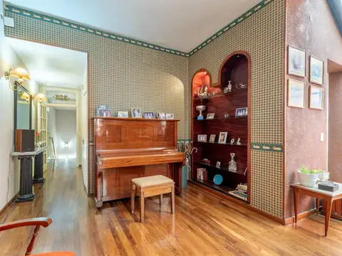 Espectacular casa céntrica con 3 dorm. + escritorio