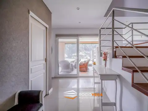 Casa 5 ambientes con 4 baños