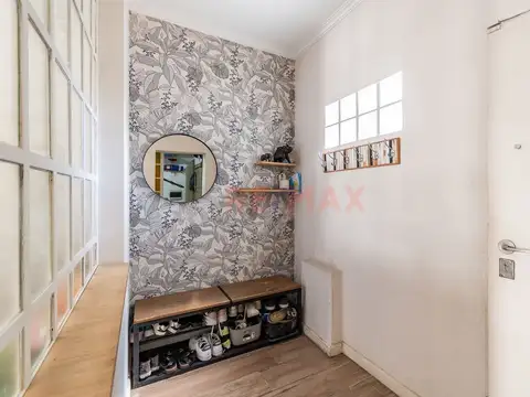 VENTA CASA 4 AMBIENTES C/ PATIO Y COCHERA-PATERNAL