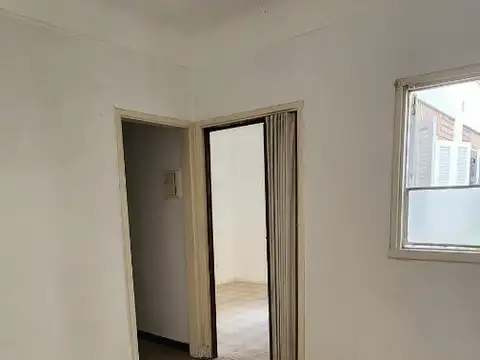 Depto Tipo Casa en Alquiler de 2 ambientes