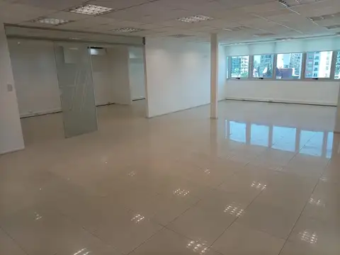 Av Del Bicentenario De La Batalla De Salta 600, Piso 4°