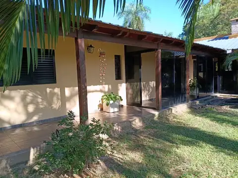 Casa en Venta con 1 cochera