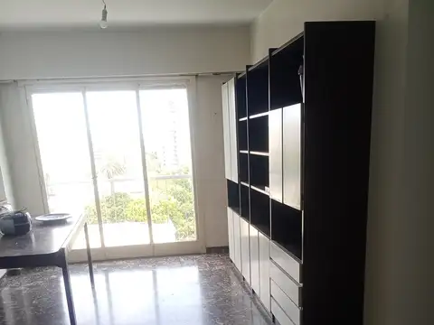 Departamento  4 ambientes CON COCHERA en alquiler en Almagro