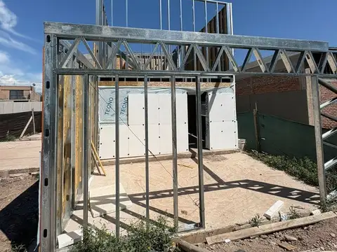 Duplex En Luzuriaga Con Entrega A 60 Dias