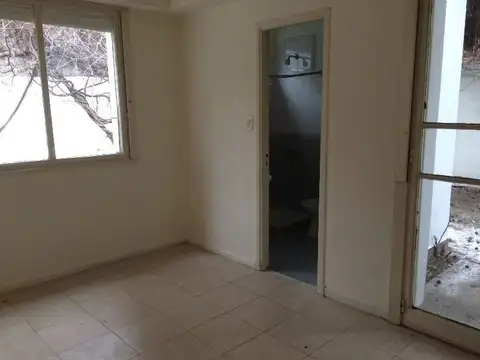 Av A Alvarez Jonte 2900, Piso PB