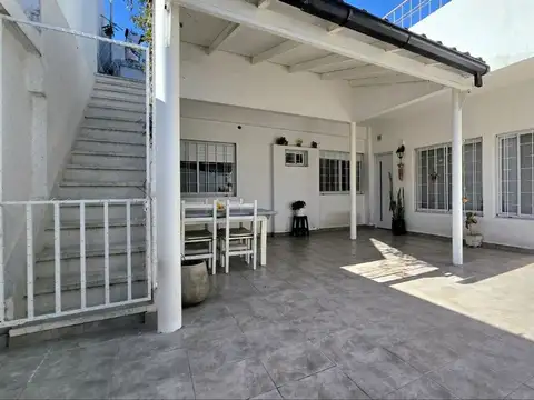 Depto Tipo Casa en Venta de 4 ambientes