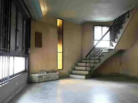 Depto Tipo Casa en Venta 63 años