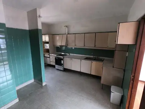 Lindo depto vta 4 dorm suite/dep/vistas únicas Caseros 740