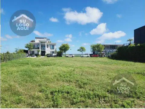 Terreno en Venta de 916,0 m2
