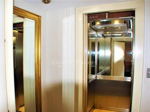 Departamento en Venta de 4 dormitorios