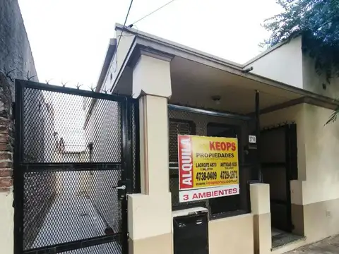 ALQUILER CASA DE TRES AMBIENTES, CHILAVERT