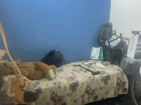 CASA EN ROLDAN CON PILETA