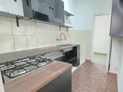 Depto Tipo Casa en Venta 70 años