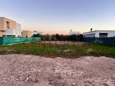 Lote exclusivo Barrio Privado Carrascal manzana A