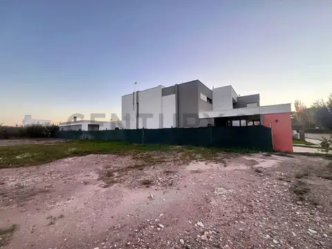 Terreno en Venta de 1056,61 m2