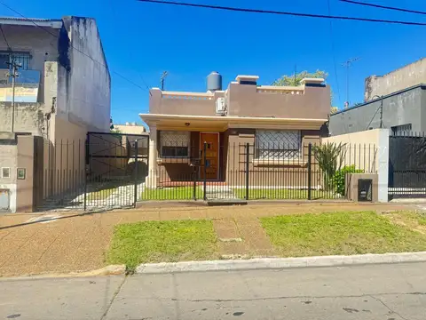 Casa en alquiler en Quilmes residencial