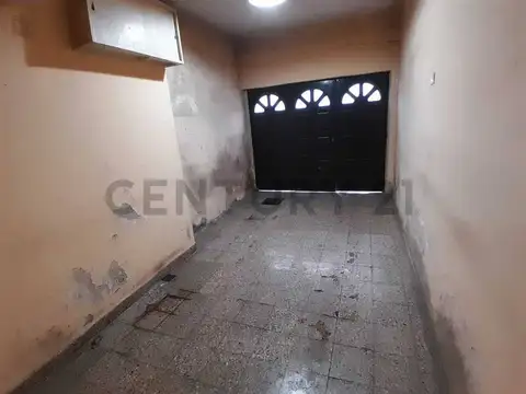 Venta casa multifamiliar en Paso del Rey.  APTO CREDITO. BAJO DE PRECIO  