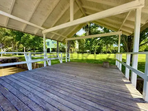 Dani Clau Arroyo Antequera 200, Piso 0