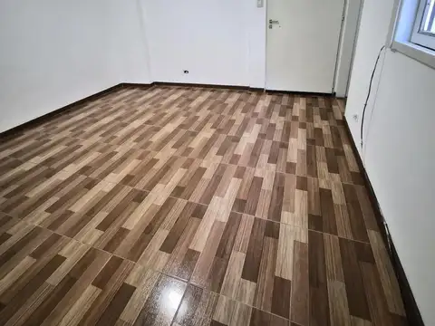 Avenida Álvarez Thomas 2700, Piso 2