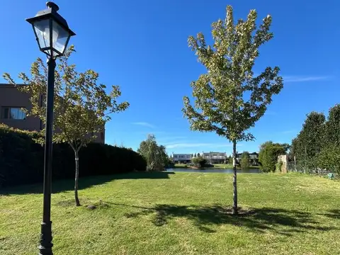 Terreno en Venta, FOS 35