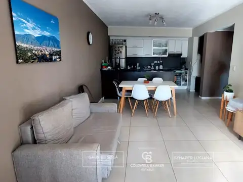 Departamento Duplex con terraza, parrilla, cochera, baulera y amenities
