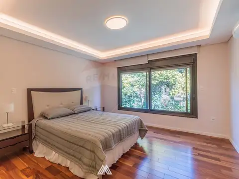Departamento en Venta en Carrasco , USD 990.000