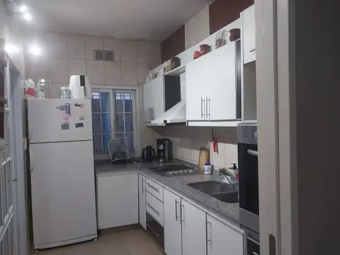 Depto Tipo Casa en Venta en San Antonio De Padua, USD 60.000