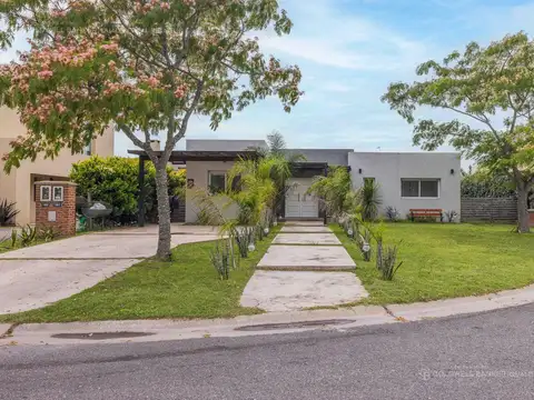 Casa en Venta en Pilar del Este - San Alfonso, USD 175.000